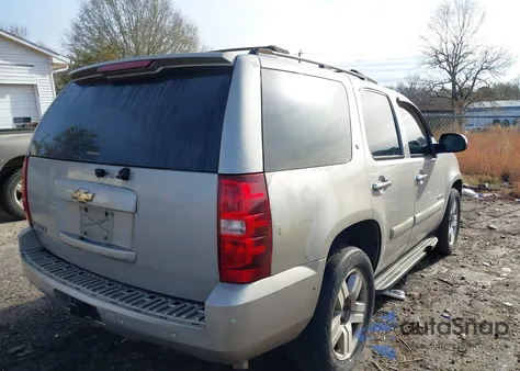 2007 Chevrolet Tahoe Lt z USA, uszkodzony, nr VIN 1GNFC130X7J116014